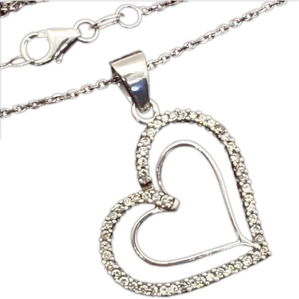 14K White Gold Diamond Heart Necklace. - image 1