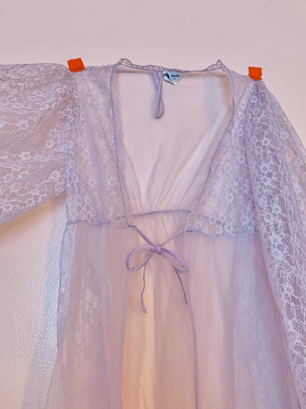 Sheer lilac balloon sleeve bed jacket - image 5