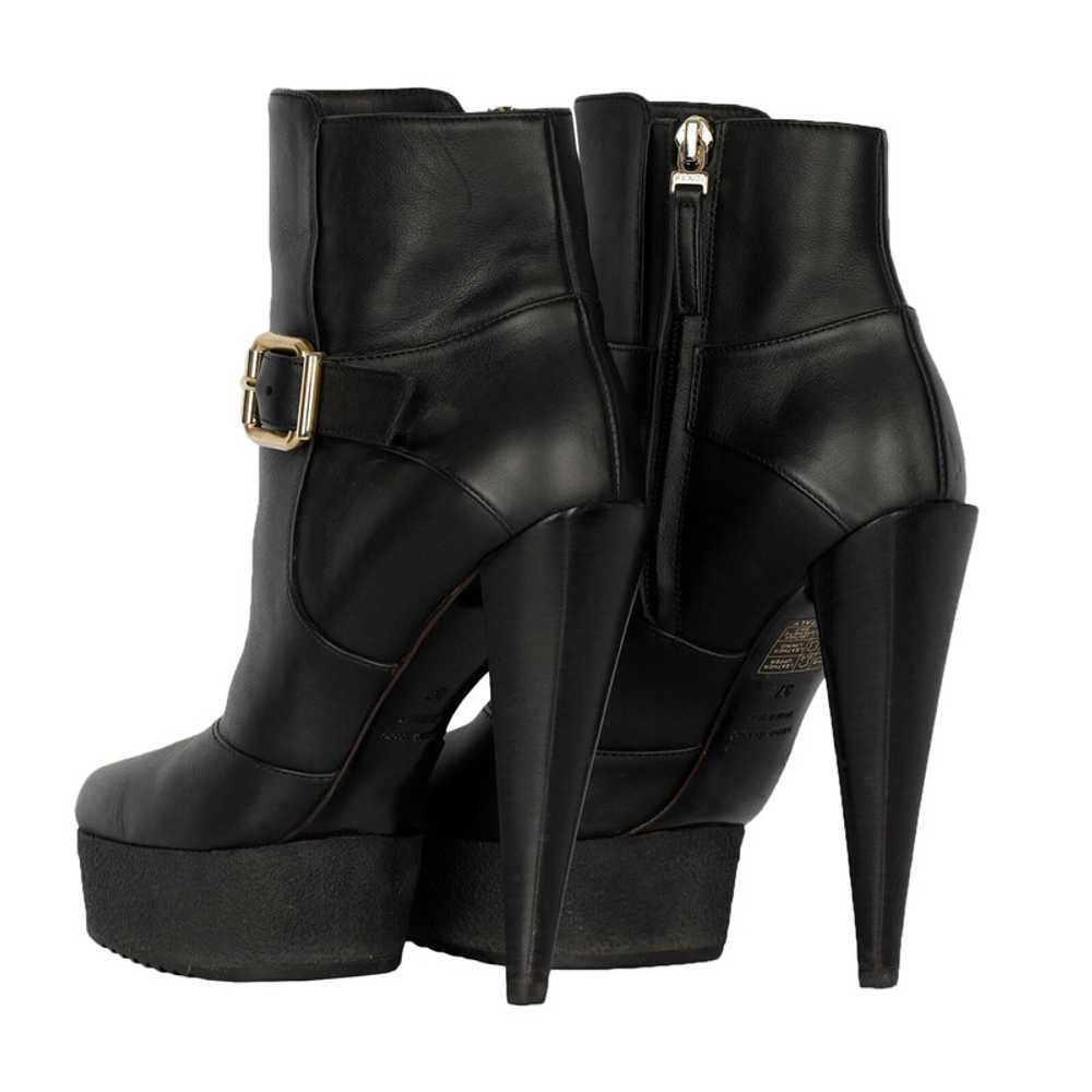 Fendi Ankle boots Leather in Black - image 4