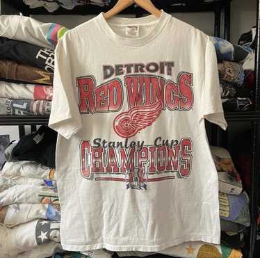 NFL × NHL Vintage Detroit Red Wings 90s tee - image 1