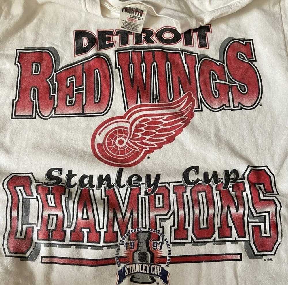 NFL × NHL Vintage Detroit Red Wings 90s tee - image 3