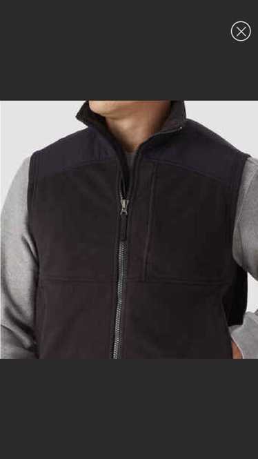 Duluth Trading Company Duluth Men’s Black Fleece V