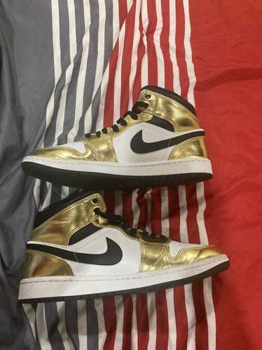 Jordan Brand Jordan 1s gold metallic