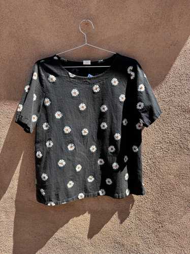 90's Daisy Print Tee