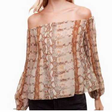 Aritzia Wilfred Talence Off Shoulder Blouse