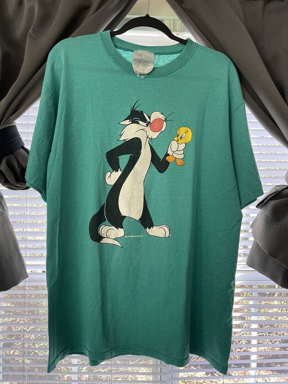 Warner Bros 1993 Tweety & Sylvester Tee - image 2