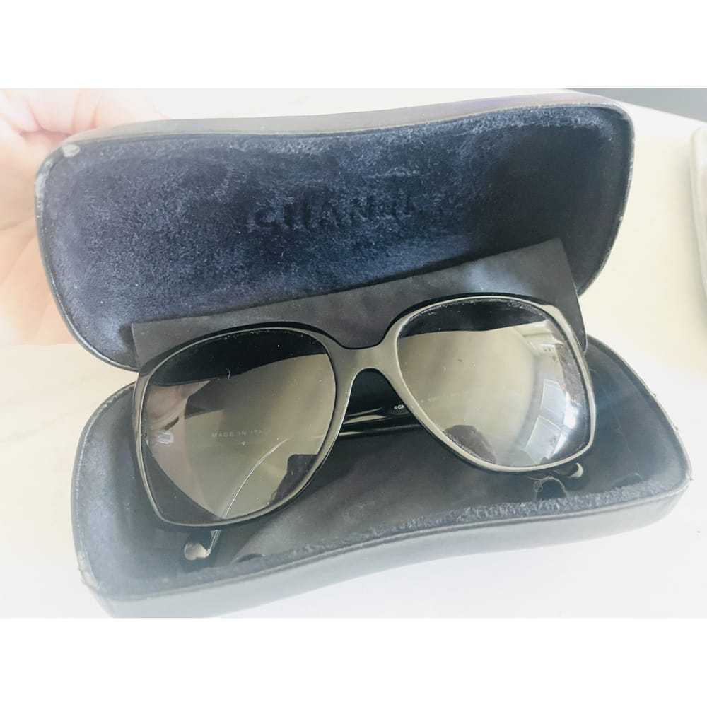 Chanel Oversized sunglasses - image 7