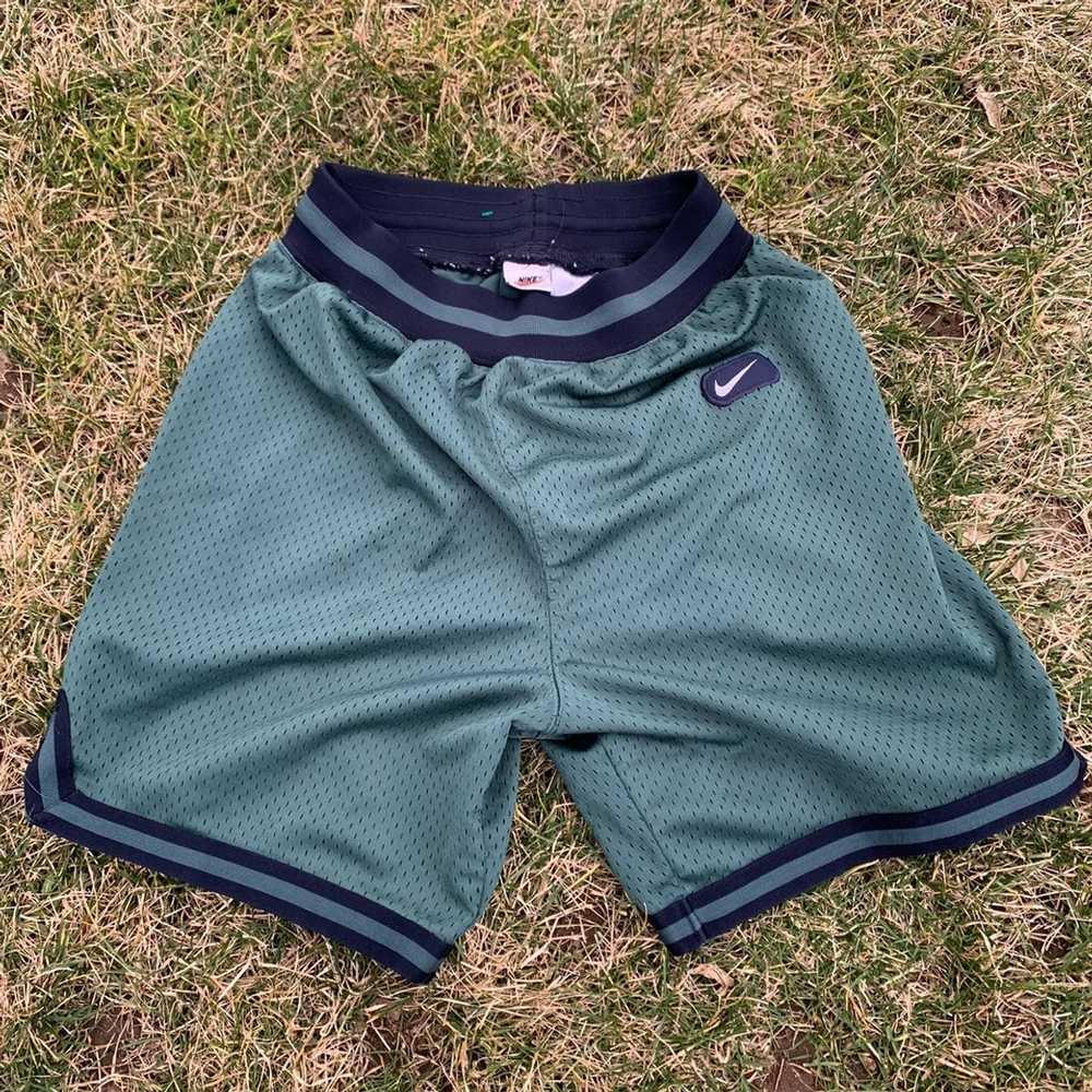 Vintage Basketball Shorts: From 1930s to 1990s