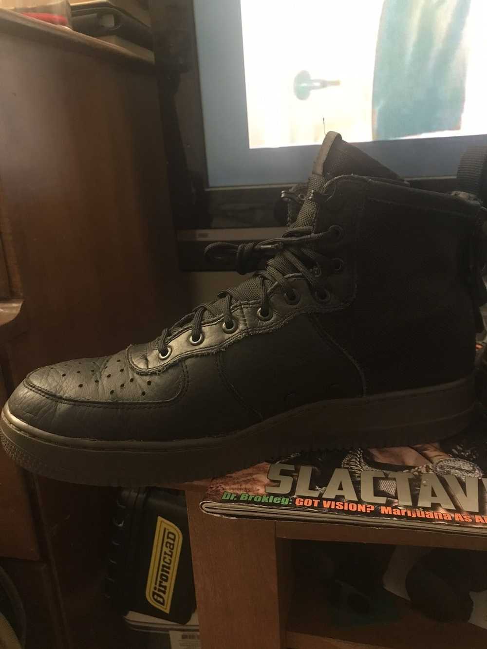 Nike Nike SF Air Force 1 Mid Black Dark Hazel - image 3