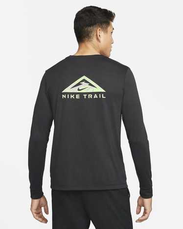 Nike Trail T-Shirt Womens XL Purple Check Short Sleeve Stretch