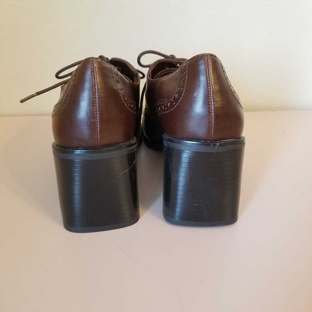 The Unbranded Brand Expressions 8M Brown Shoes Ch… - image 2