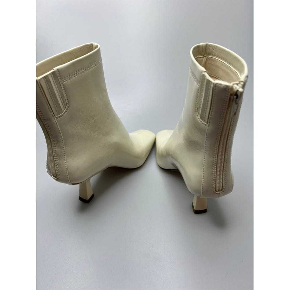 Steve Madden Patent leather boots - image 4