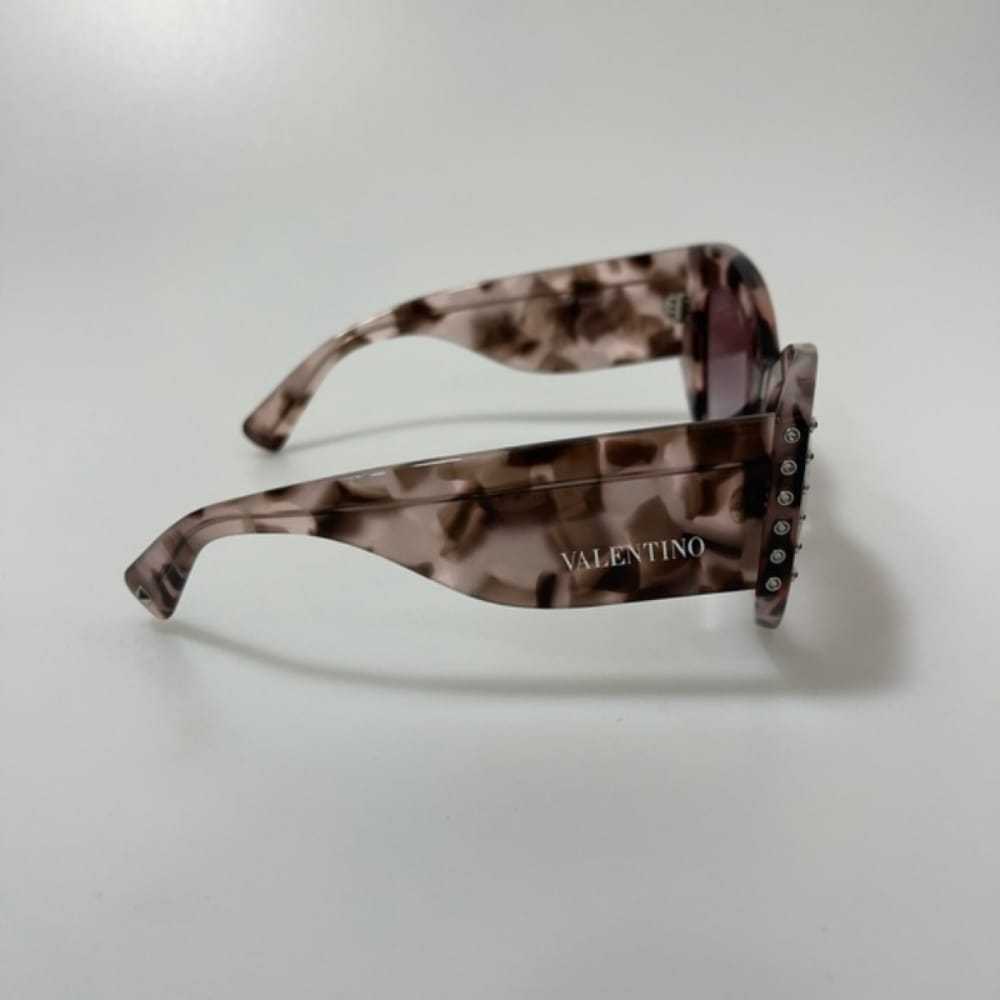 Valentino Garavani Sunglasses - image 2