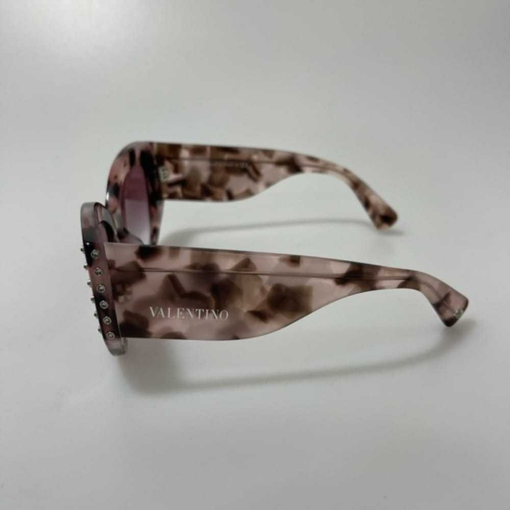 Valentino Garavani Sunglasses - image 3