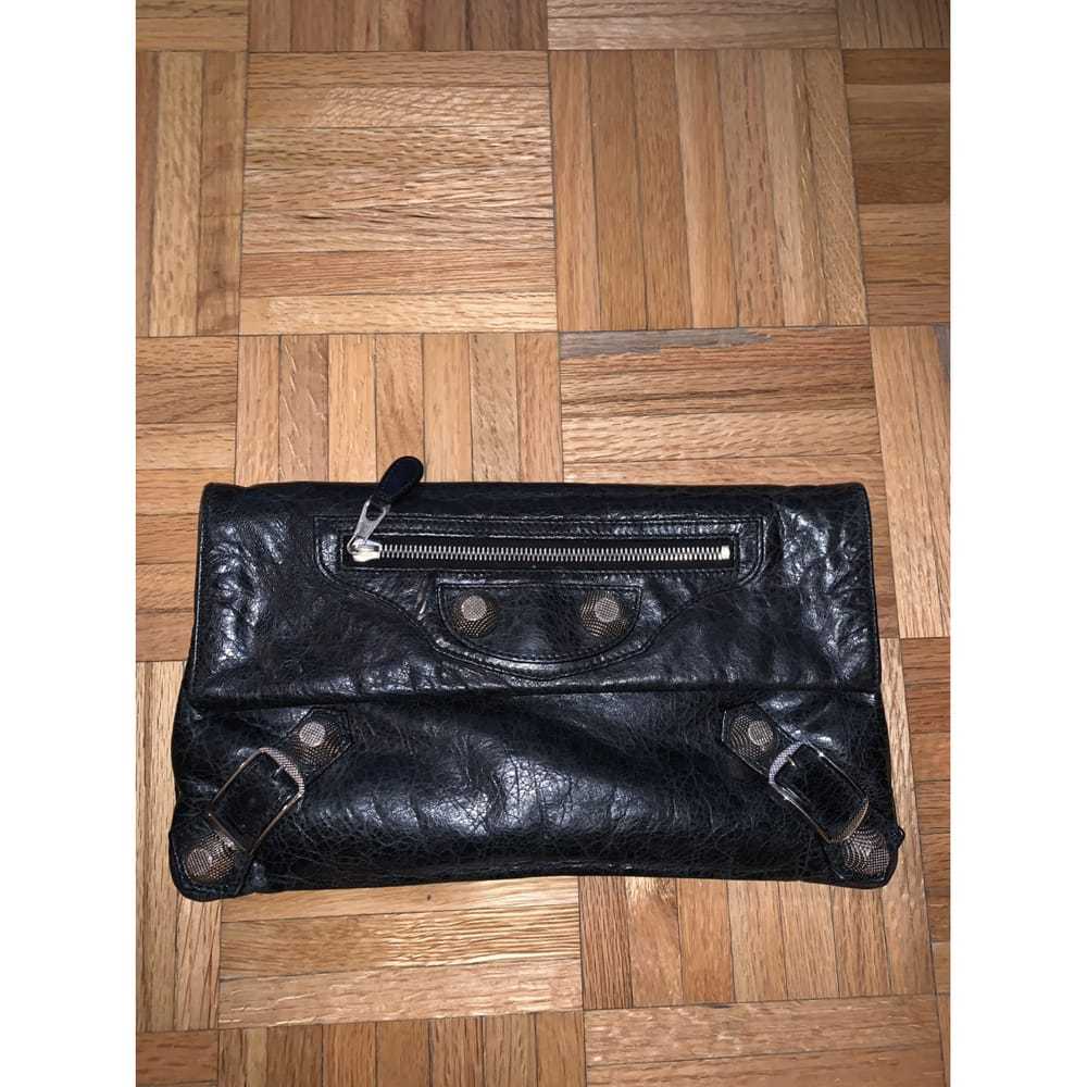 Balenciaga Envelop leather clutch bag - image 3
