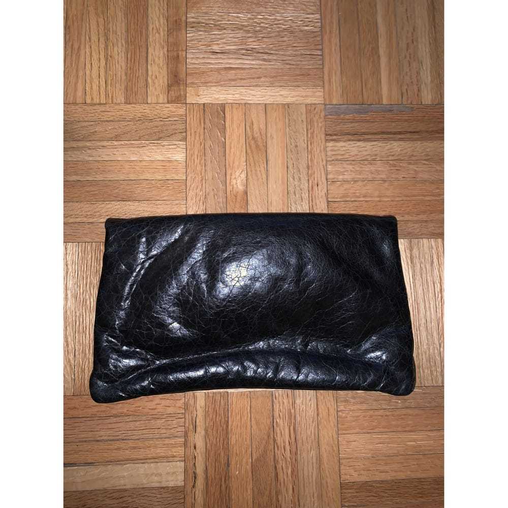Balenciaga Envelop leather clutch bag - image 4
