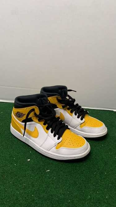 Jordan Brand Jordan 1 mid university gold