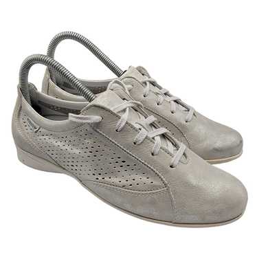Mephisto Mephisto Chris Perf Womens Size 7 Silver 