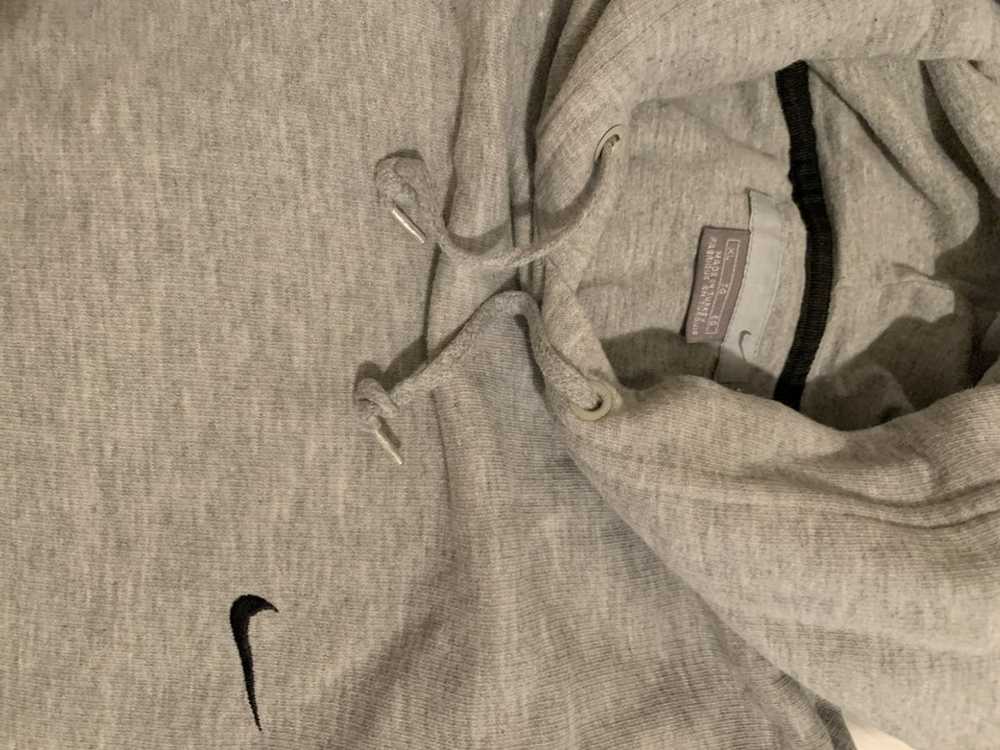 Nike × Streetwear × Vintage Vintage Nike Grey Hoo… - image 4