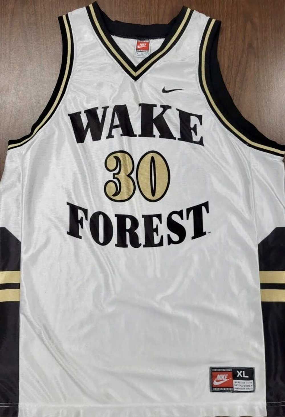 Nike Vintage Nike Wake Forest Demon Deacons Baske… - image 1