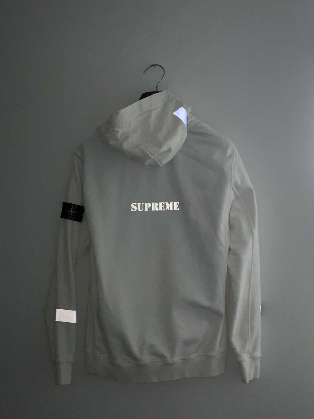 Stone Island × Supreme Supreme Stone Island Hoode… - image 7