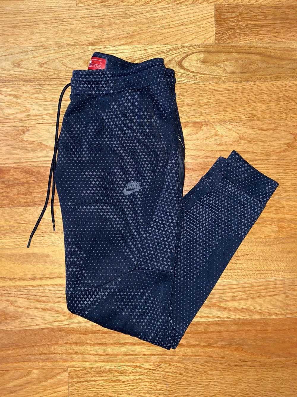 Nike Nike Tech Fleece - image 9