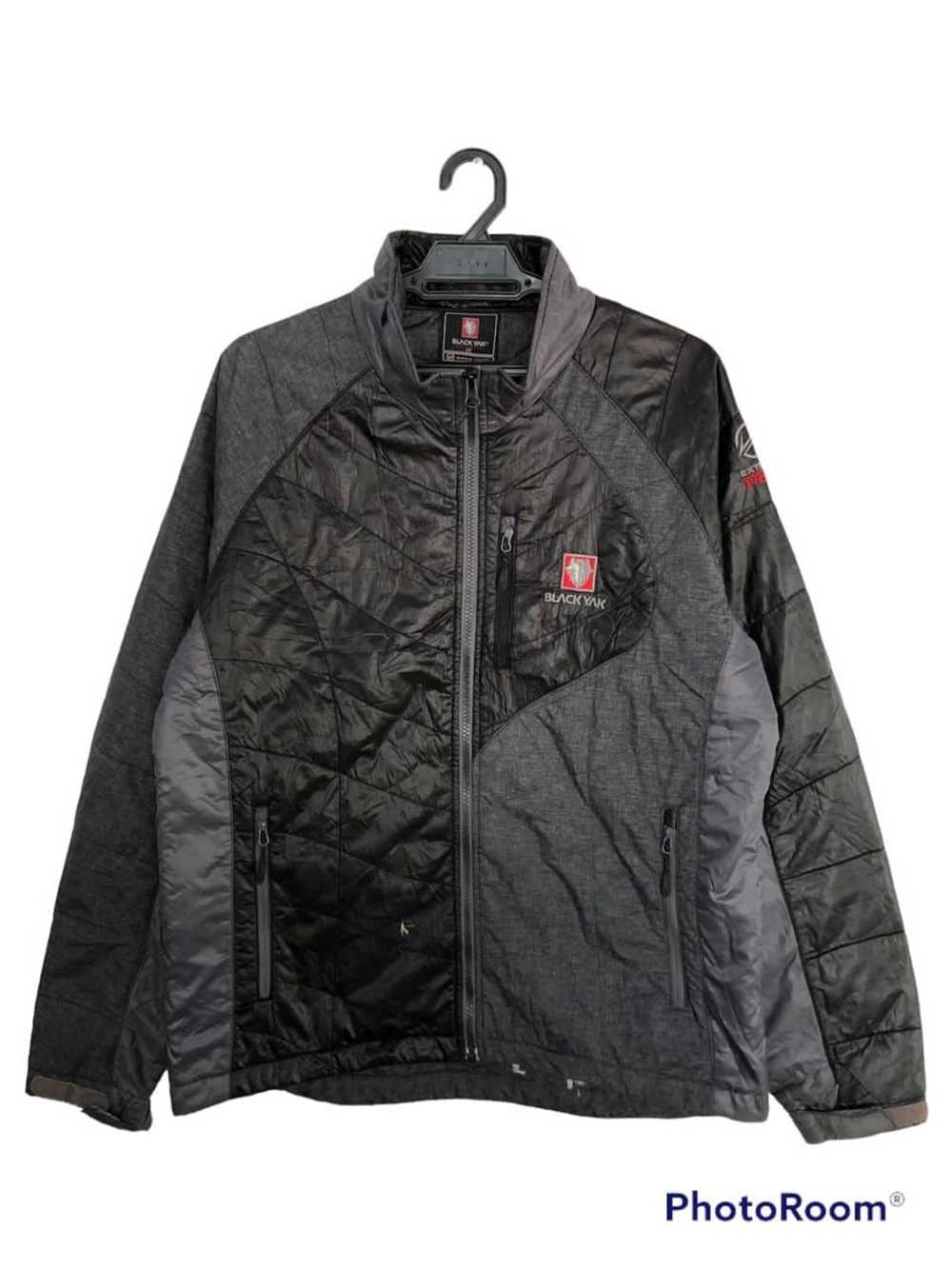 Black Yak Black Yak Extreme Peak quilted jacket - Gem