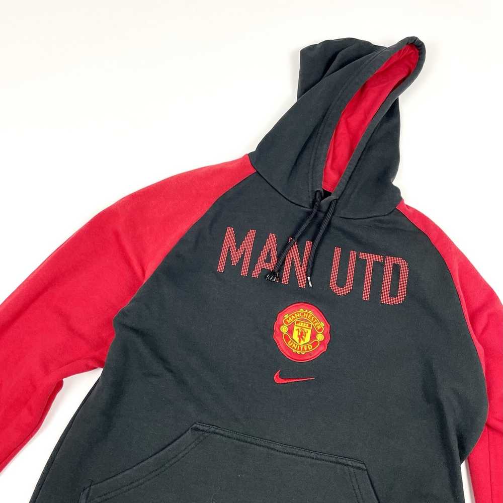 Manchester United × Nike × Streetwear Nike center… - image 5