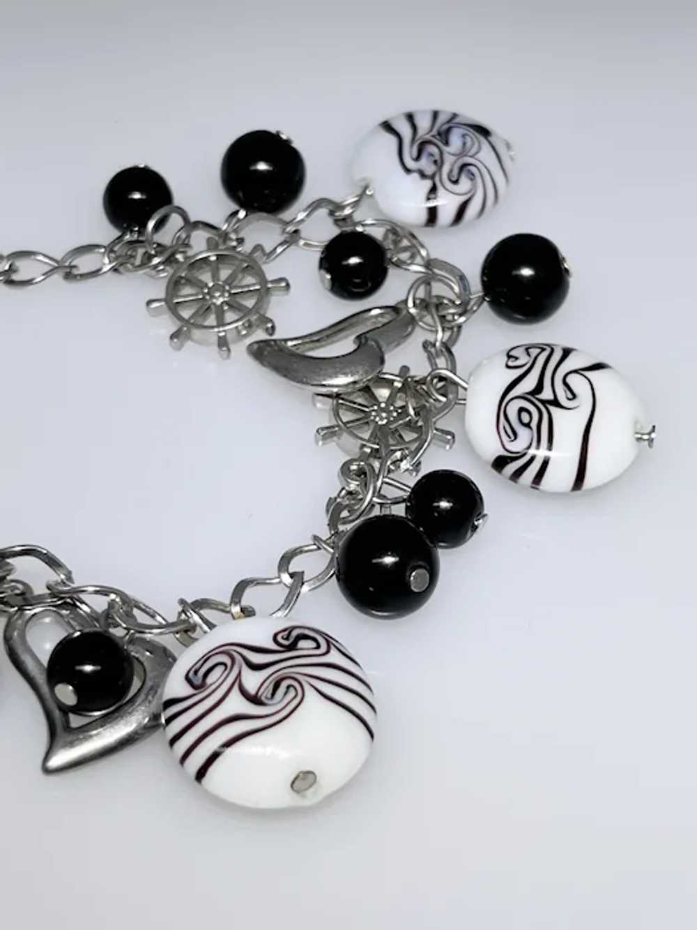 Fun bracelet with black and white beads, nautical… - image 4