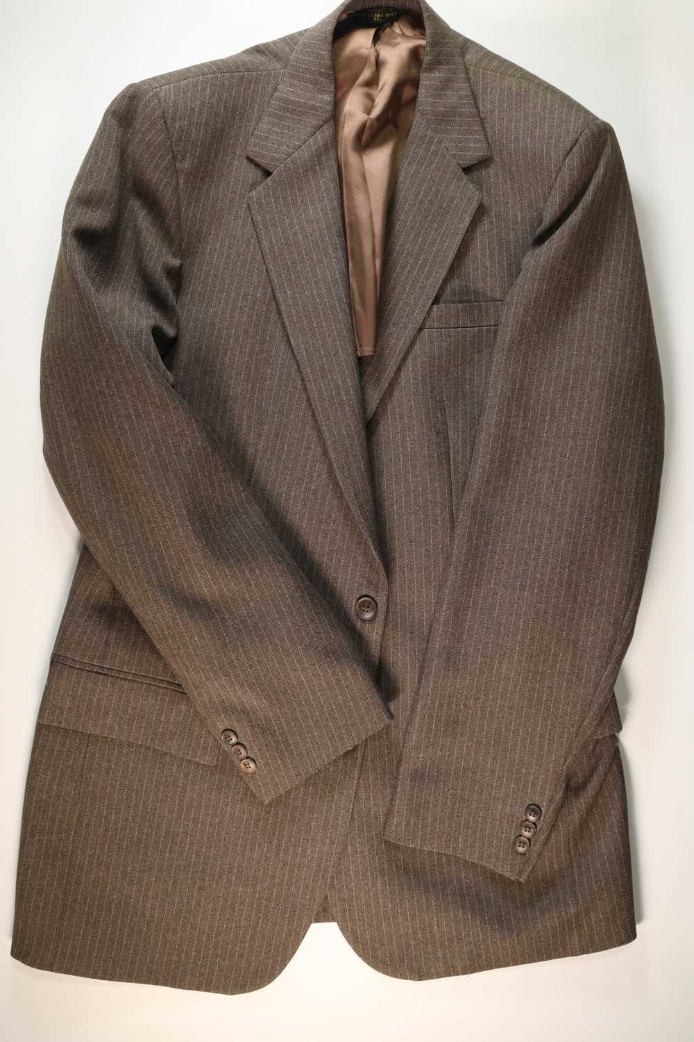 Mens Magic Stretch By Haggar Brown Pin Stripe Spo… - image 1