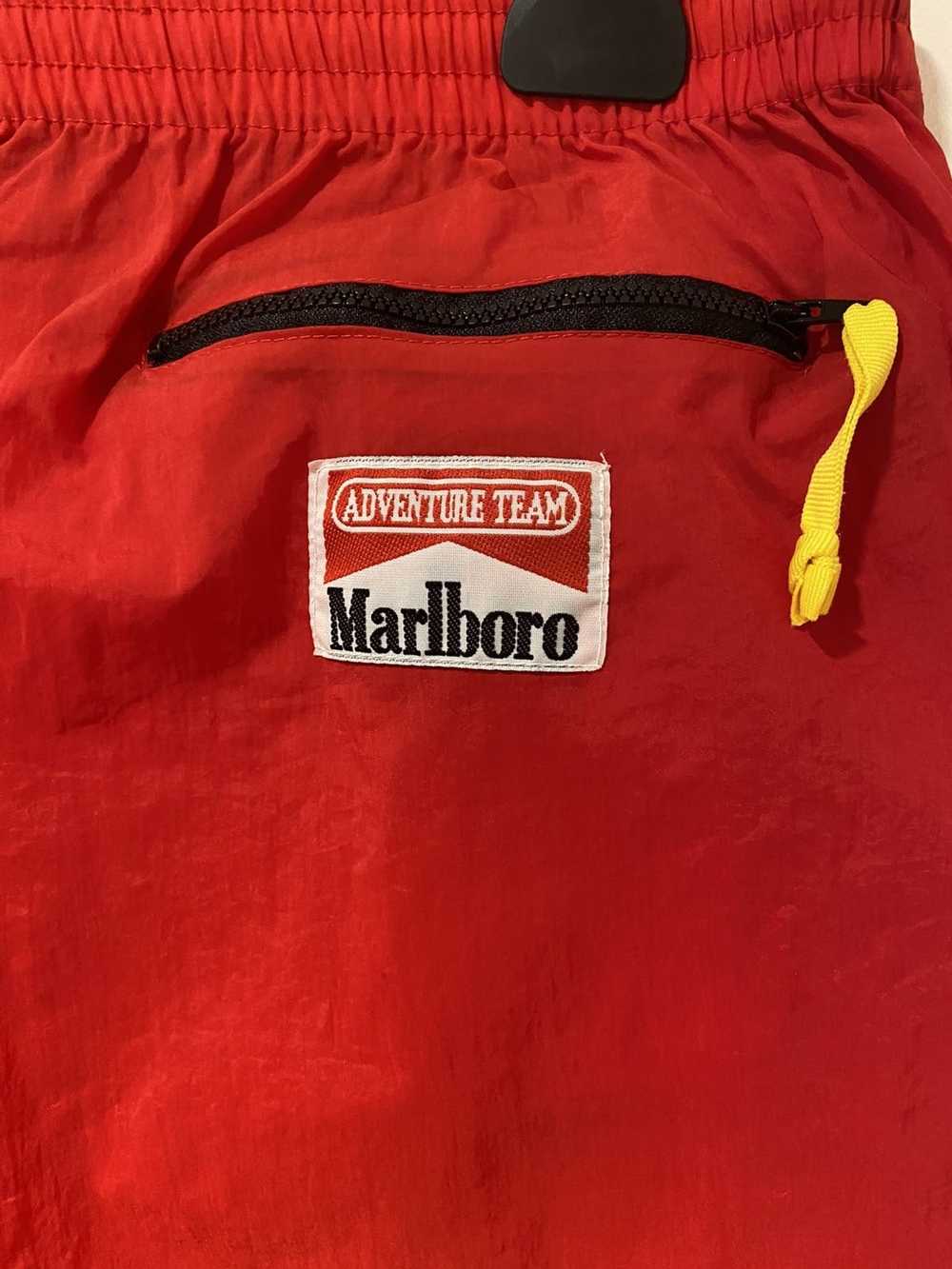 Marlboro × Vintage Vintage Marlboro Adventure Tea… - image 6