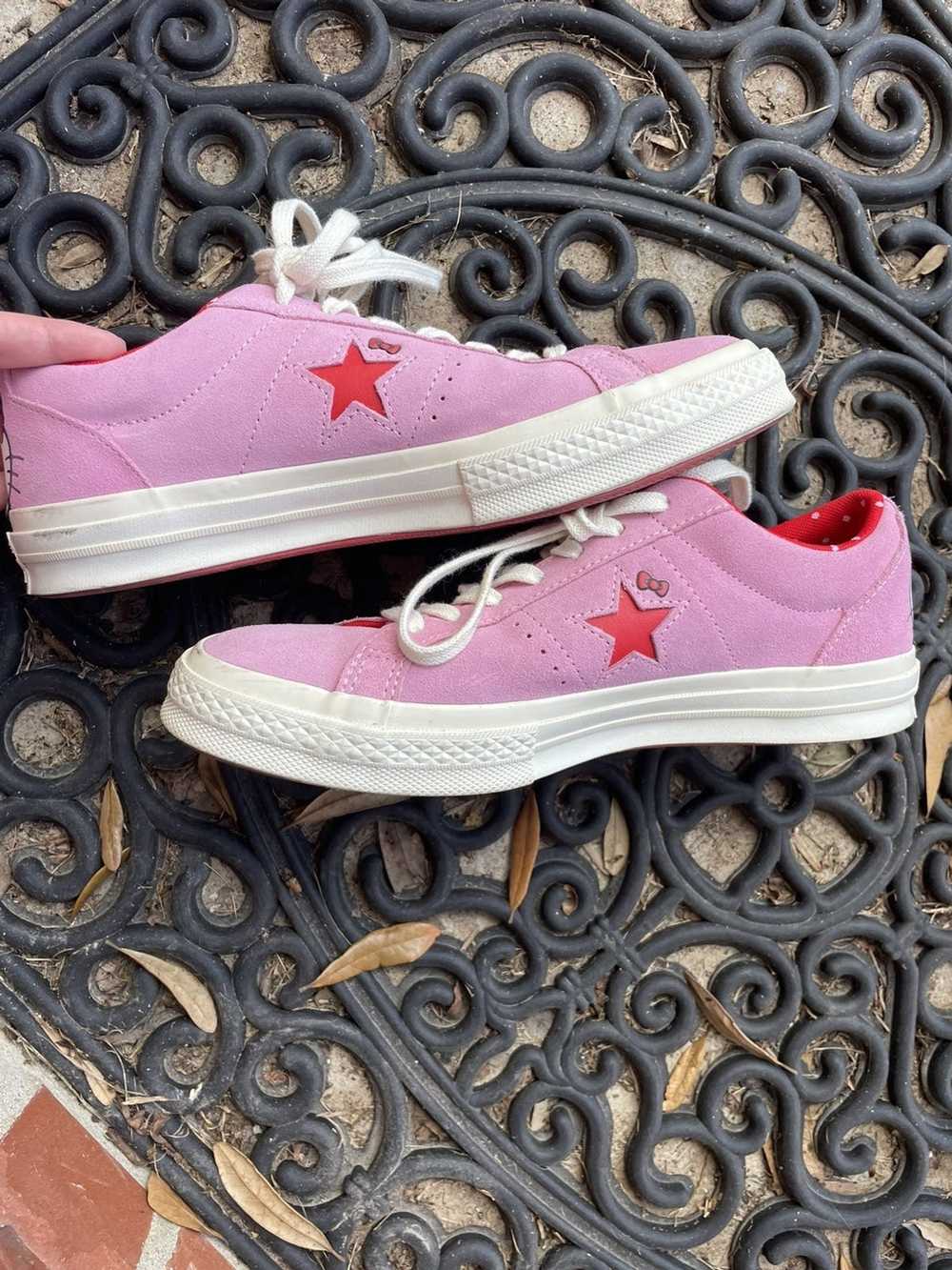 Converse Hello Kitty x One Star Suede Low Top Pri… - image 1