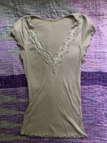 Vintage Lacey y2k scalloped t