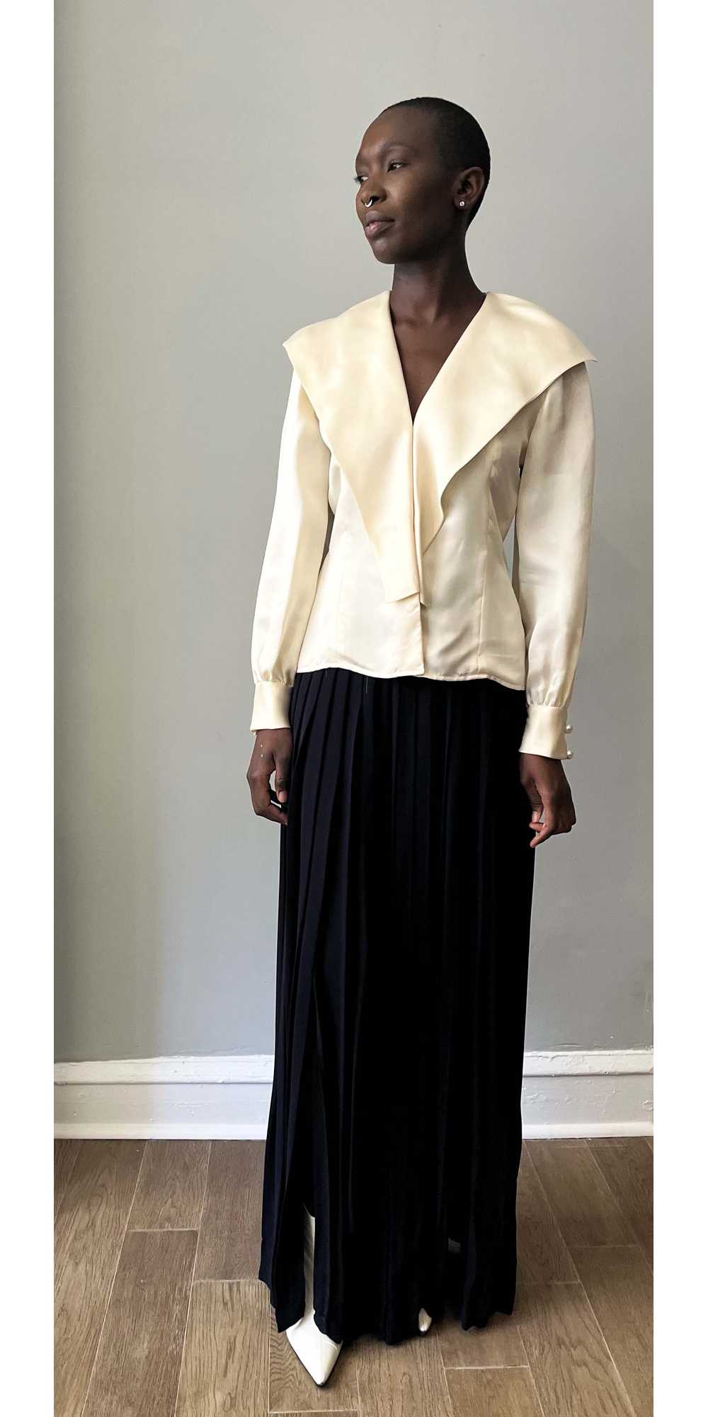 Oscar de la Renta ivory silk organza wrap top - image 2