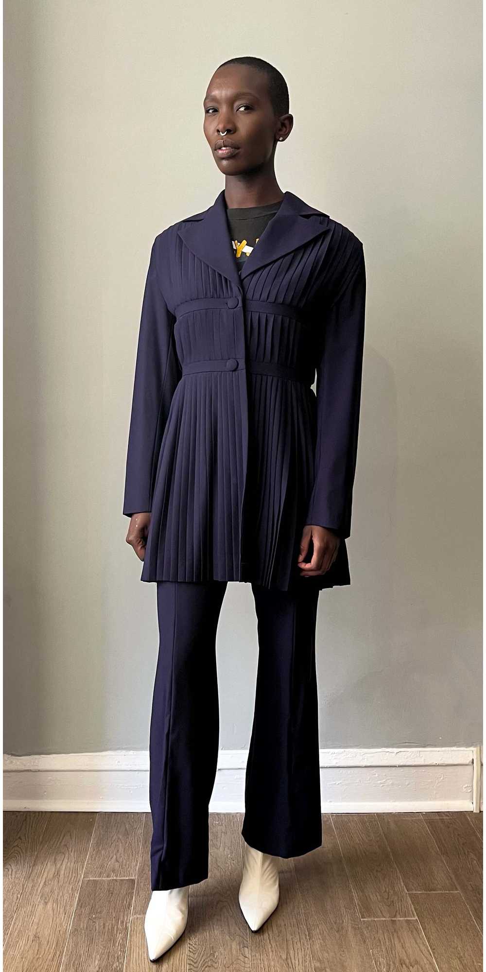 Jacques Molko Paris purple wool pleated pant suit - image 3