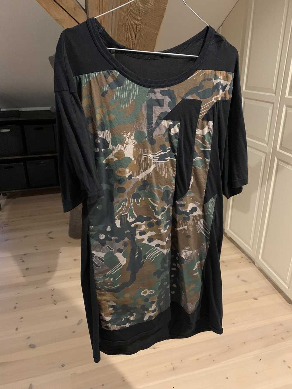 11 By Boris Bidjan Saberi Camo print 11 tee t-shi… - image 1