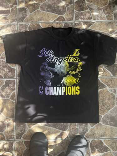 LAKERS 2020 CHAMPIONS AVAILABLE FOR ONLY ₱3,500‼️ Laker 2020 Champions  Available Size: • X-Large • Available in-store & for delivery. •…