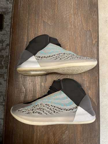 yeezy quantum blue