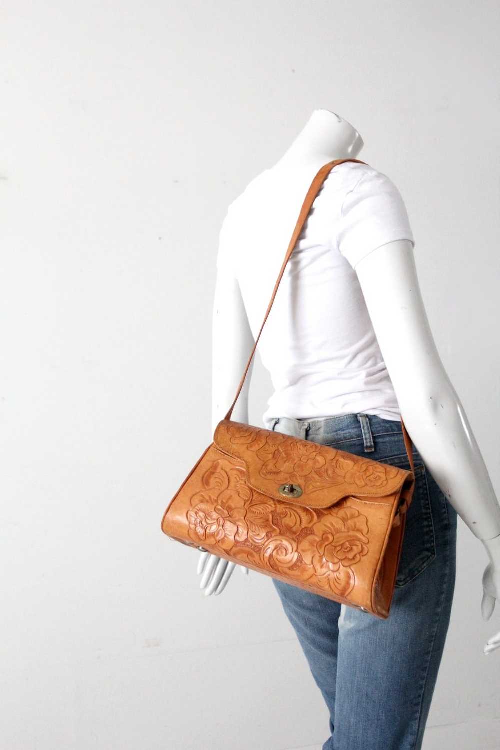 Vintage vintage70s tooled leather handbag - image 2