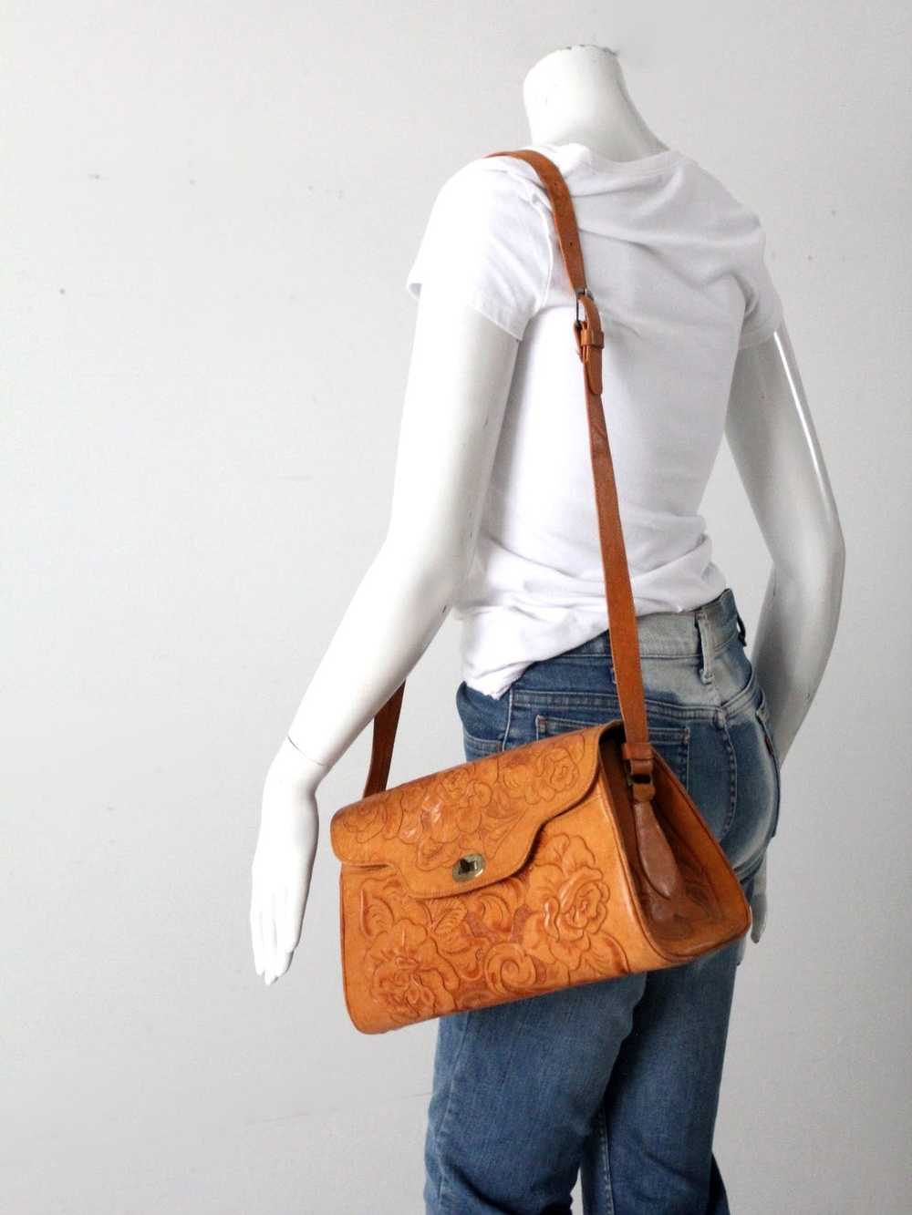 Vintage vintage70s tooled leather handbag - image 4