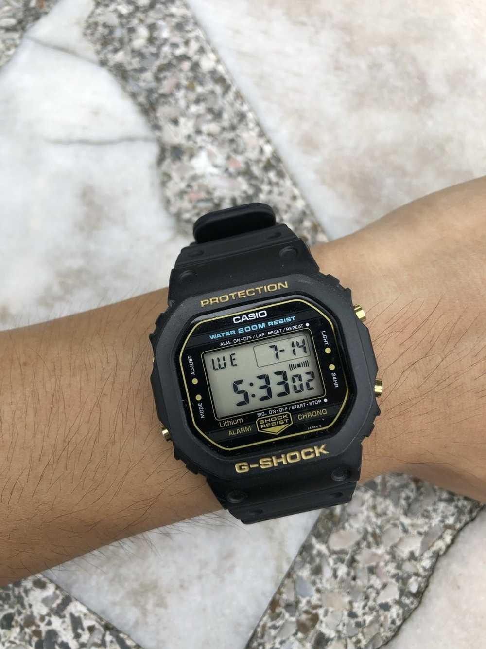 G Shock Gshock dw5200c-9 - image 2