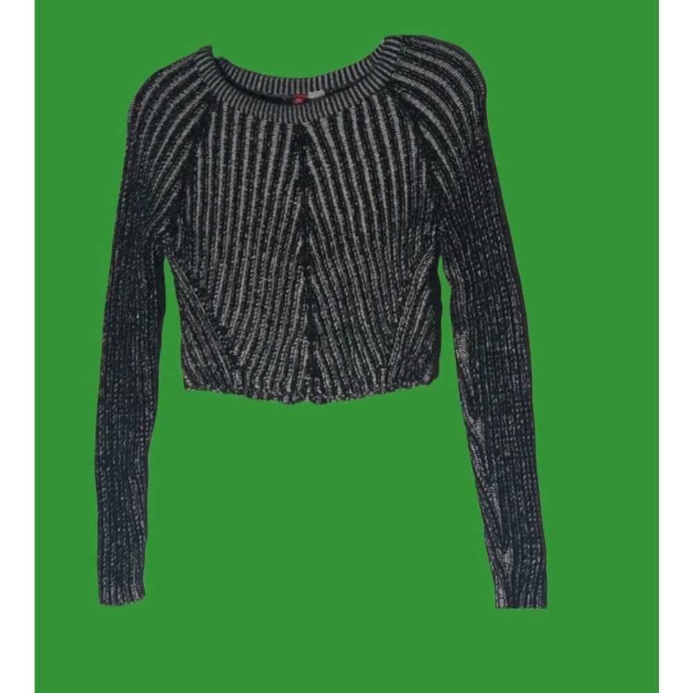 H&M H&M Divided Black and White Crop Sweater Sz M - image 7