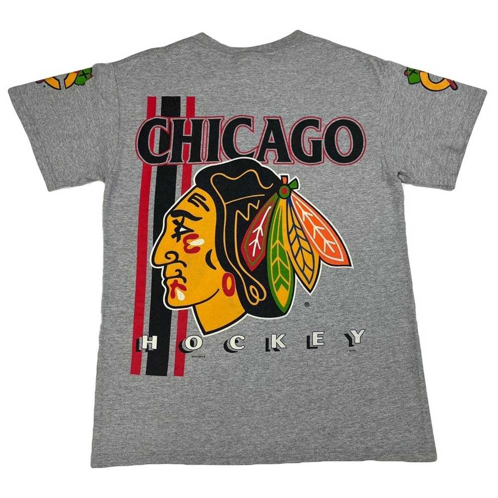 Vintage Chicago NHL Blackhawks T-Shirt - Timeless Treasures and Collectibles