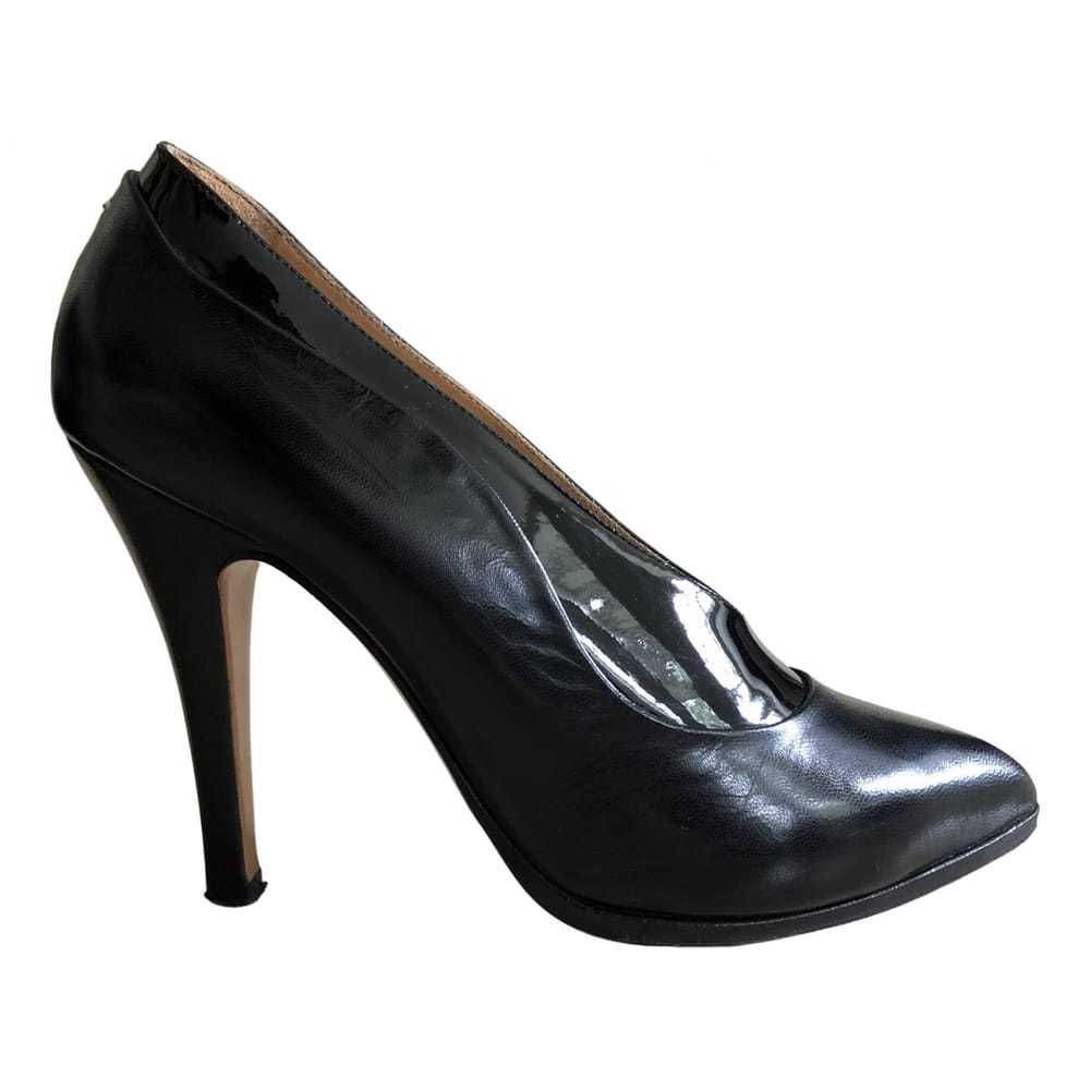 Maison Martin Margiela Patent leather heels - image 1