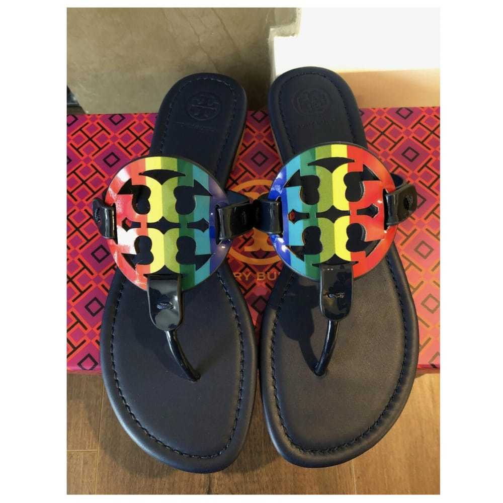 Tory Burch Leather flip flops - image 4