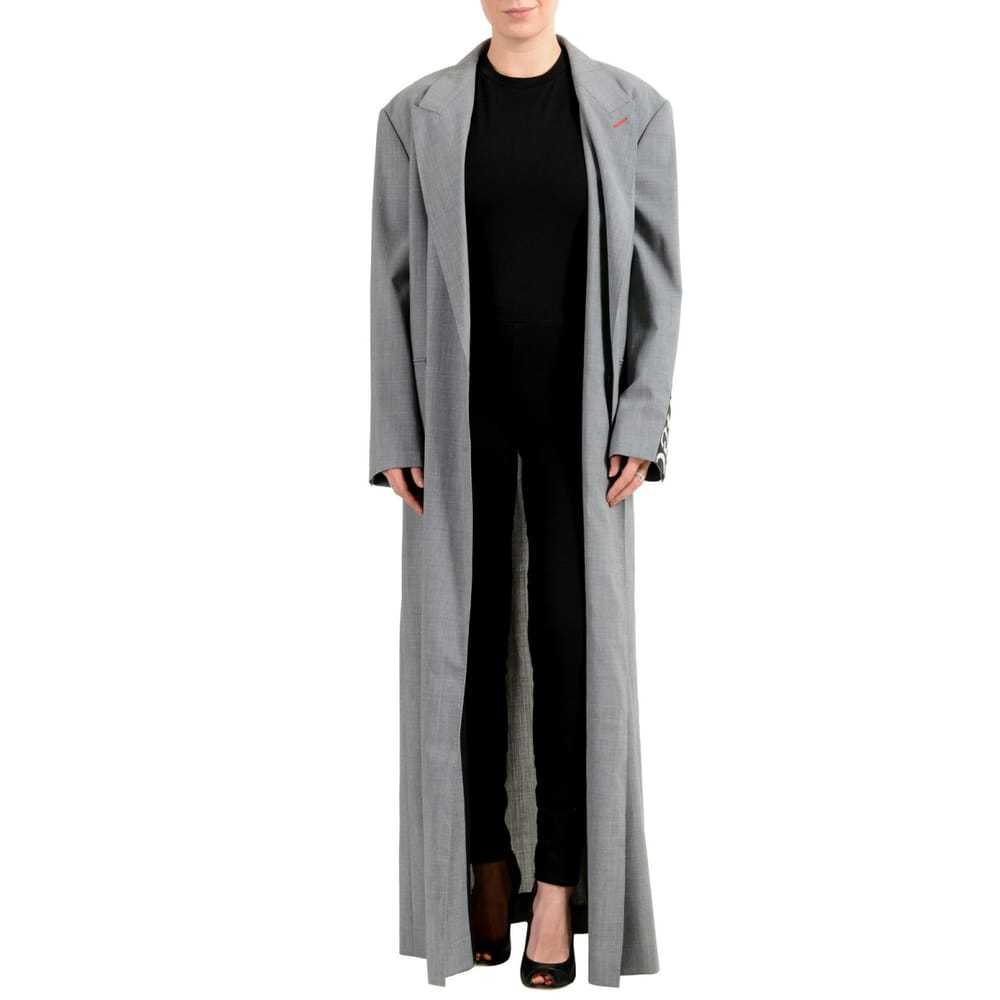 Hugo Boss Coat - image 4