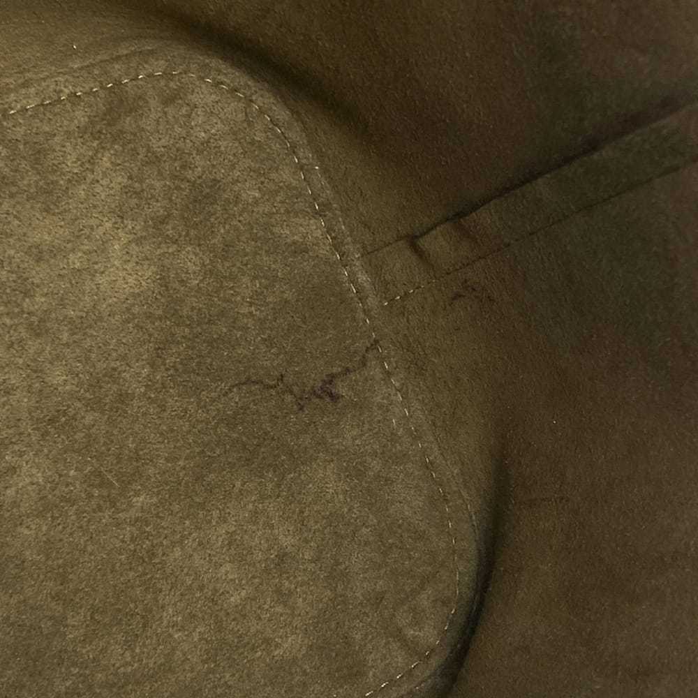 Louis Vuitton Lockme Bucket leather handbag - image 3