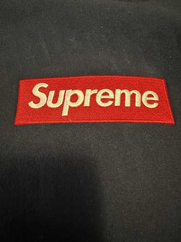 Supreme Supreme red on navy / Bluer box logo crewn