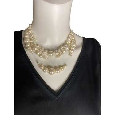 Chicos CHICO'S MULTI STRAND FLOATING FAUX PEARL NE