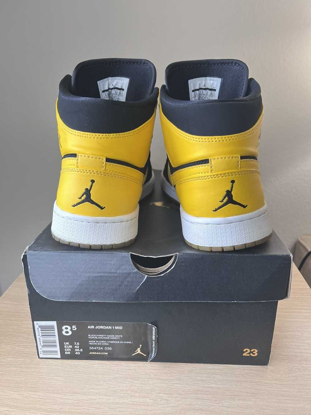 Jordan Brand × Nike Air Jordan 1 Retro Mid “New L… - image 2